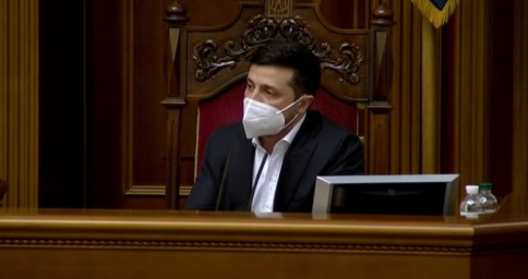 Адміністративна відповідальність за перебування у громадських місцях без засобів захисту